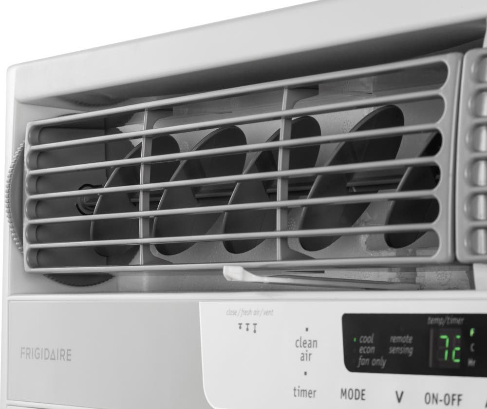 Frigidaire FFRA2822R2 White