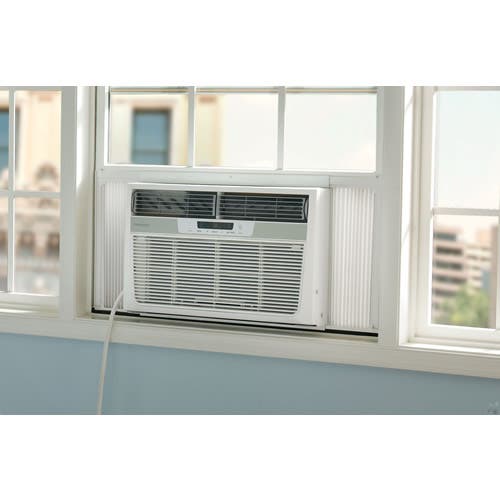 Frigidaire FFRH1822Q2 18,500 BTU Room Air Conditioner