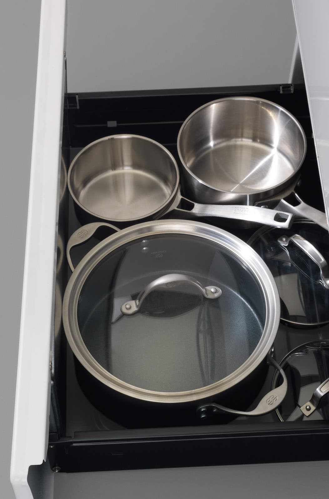 Frigidaire FFEF3003NW White