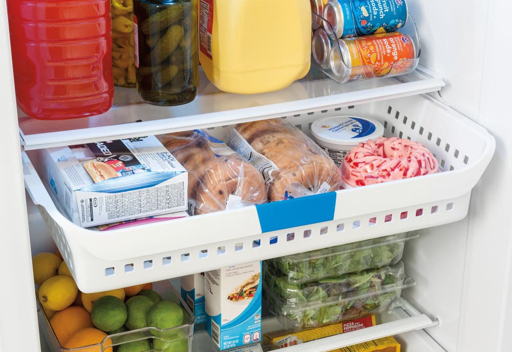 Frigidaire FFRU17G8QW White