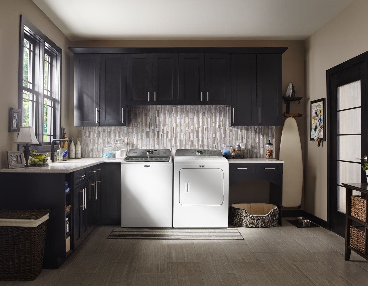 Maytag MVWB766FW White