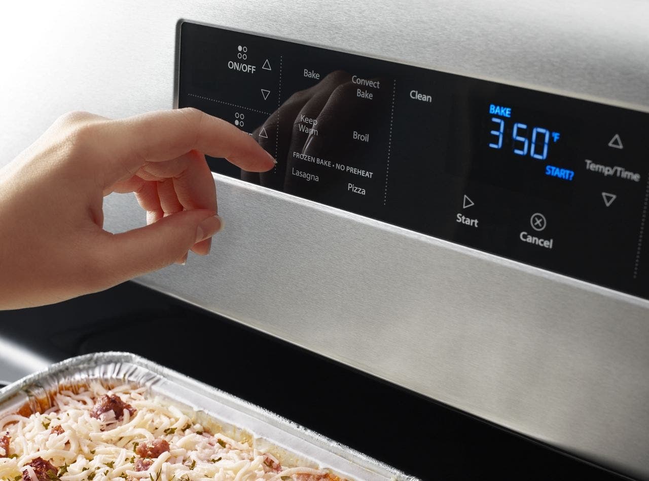 Whirlpool WFE520S0FS Black On Stainless