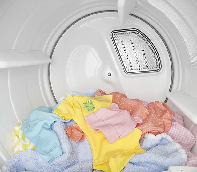 Whirlpool WED7590FW White