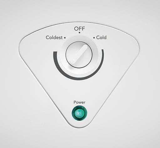 Frigidaire FFFC05M1TW White