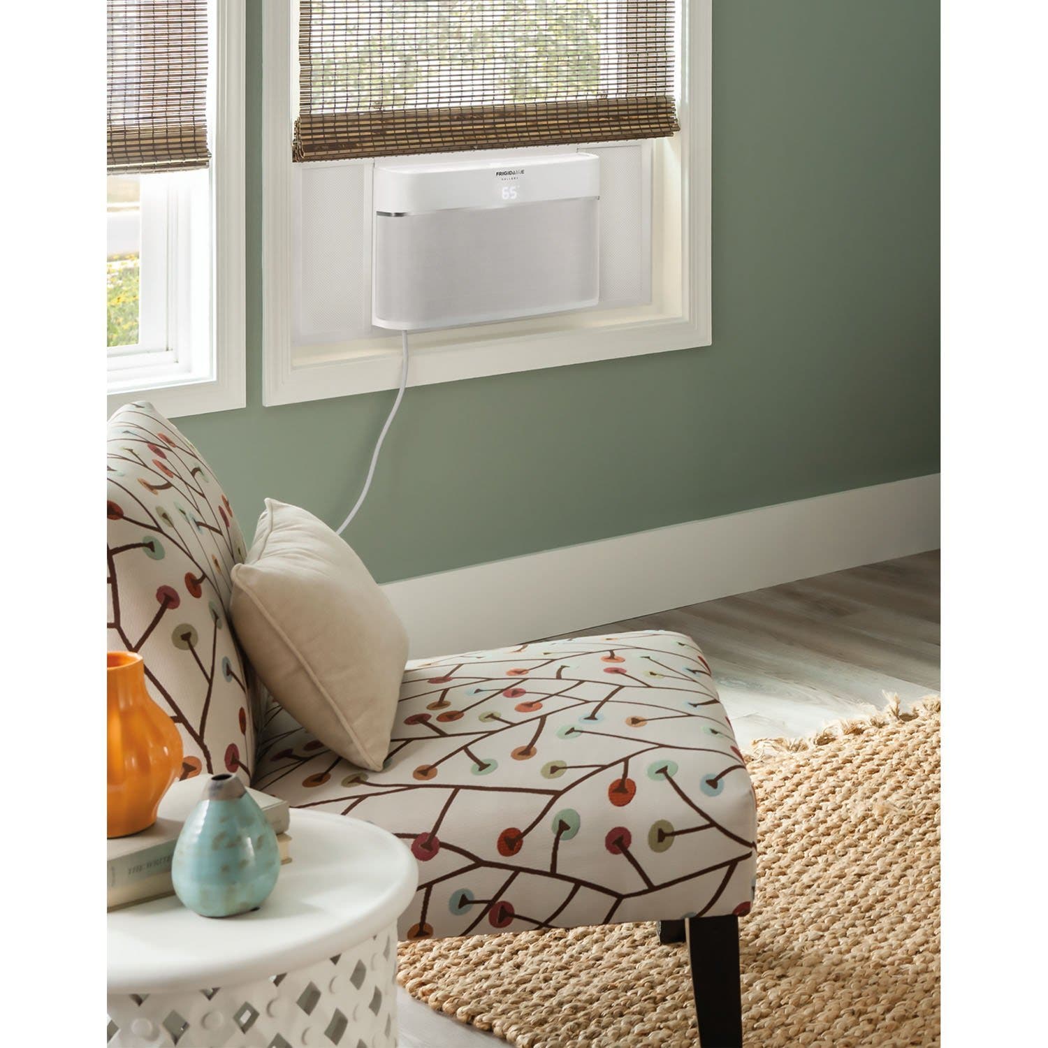 Frigidaire FGRC1044T1 White
