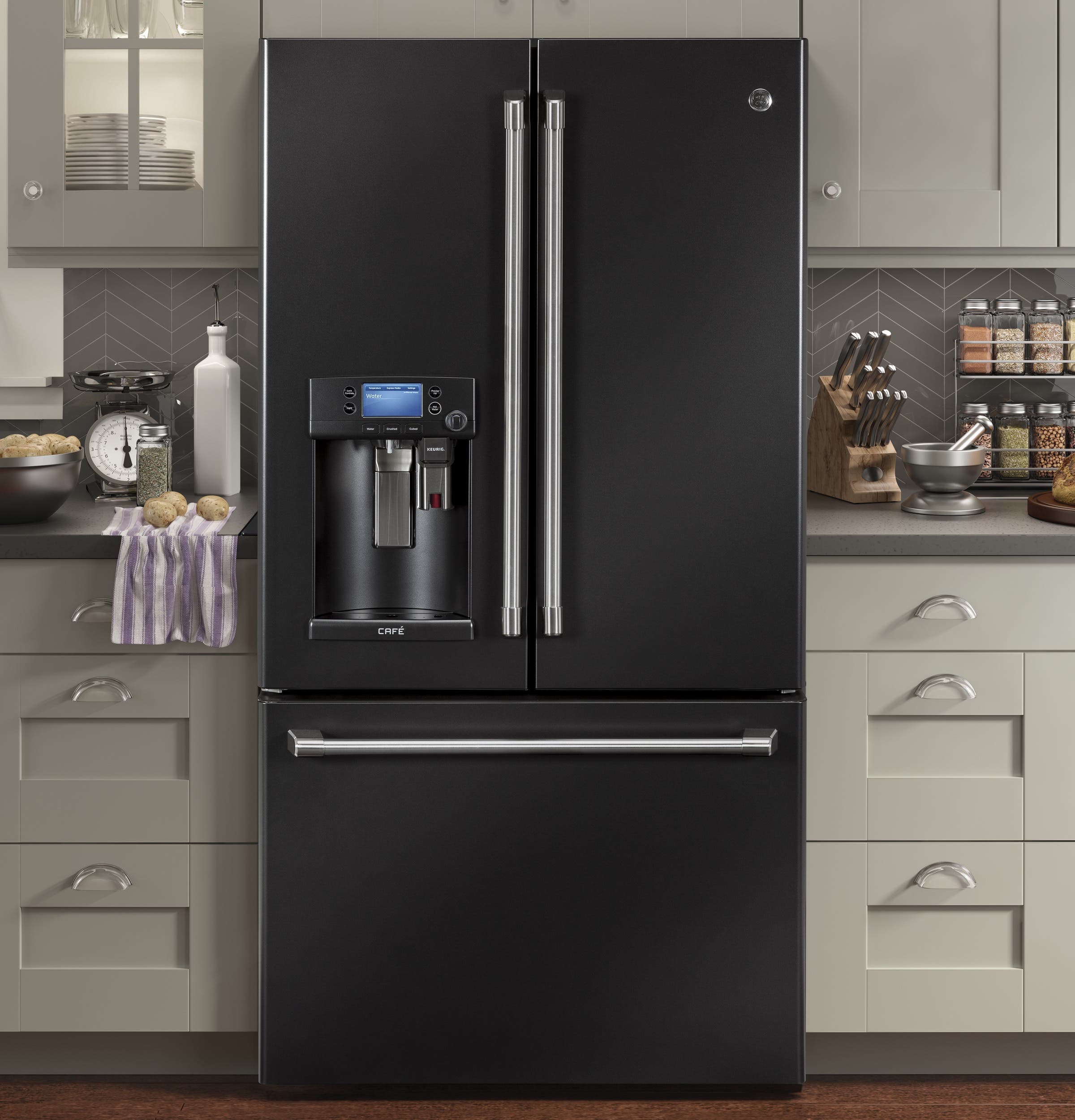 GE CFE28UELDS Black Slate