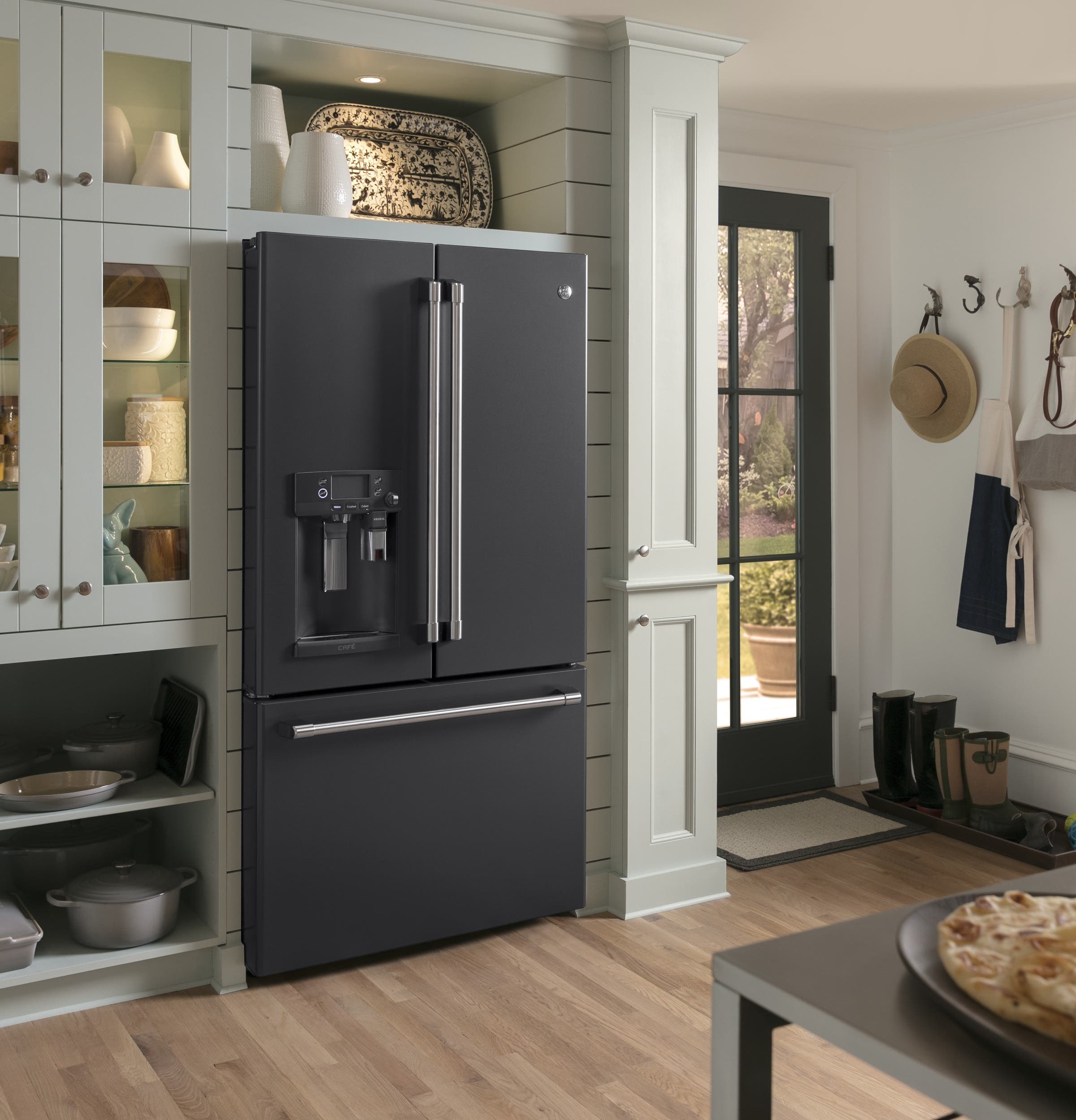 GE CFE28UELDS Black Slate