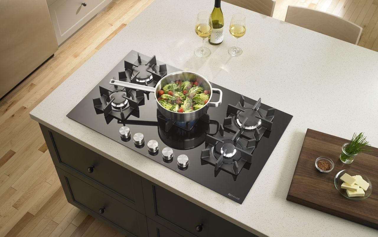 Jenn Air JGC2530EB Black with Floating Glass, Natural Gas