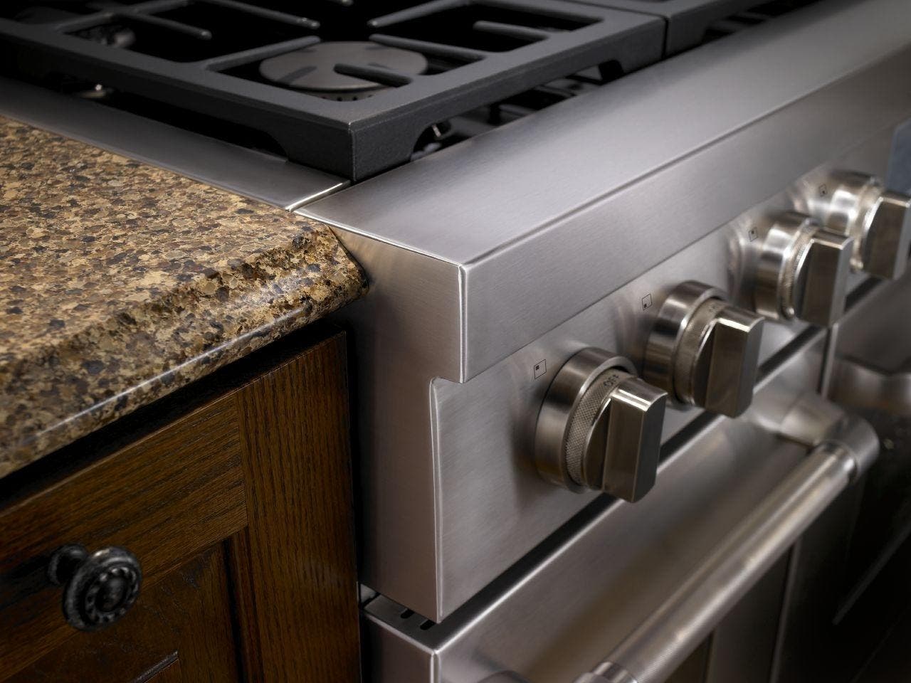 Jenn Air JGCP548WP Stainless Steel, Pro Style