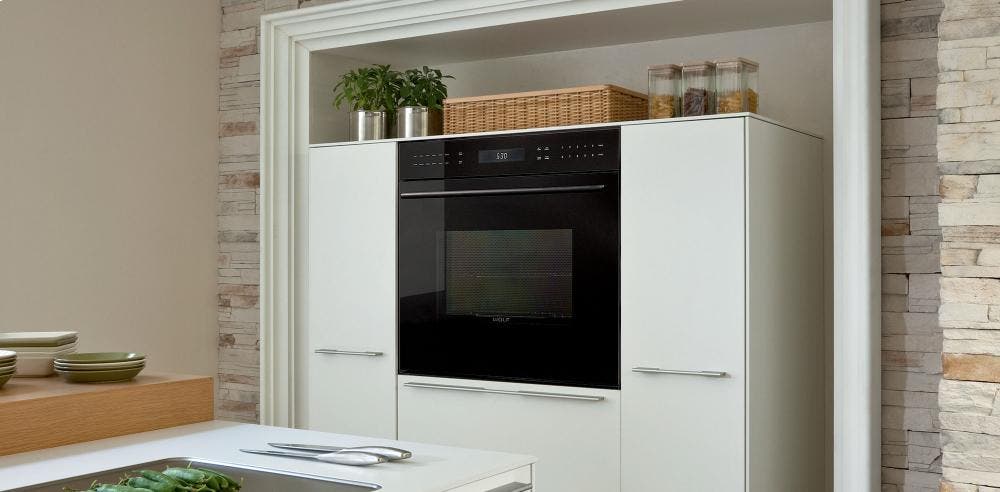 Wolf SO302GB Unframed Black Glass