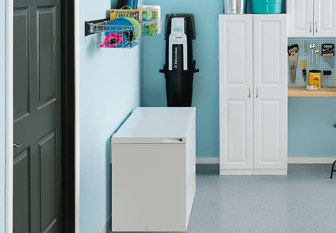 Frigidaire FFFC07M2UW 7.2 Cu. Ft.