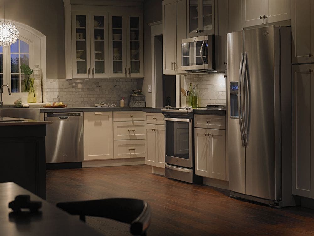 Whirlpool WRS586FIEM Monochromatic Stainless Steel