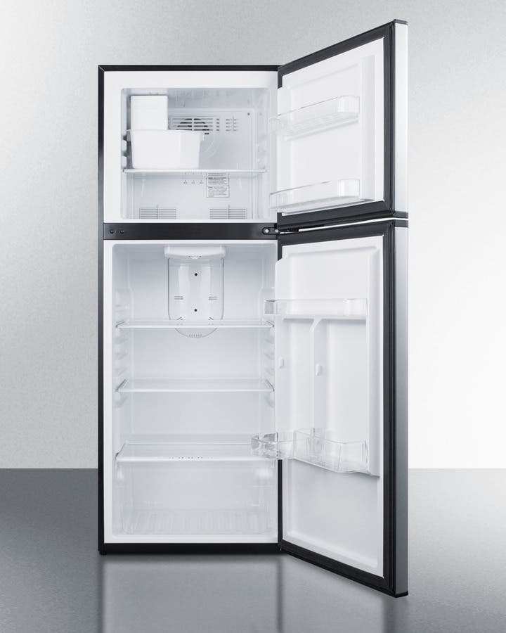 Summit FF1077SSIM Stainless Steel, With Ice Maker