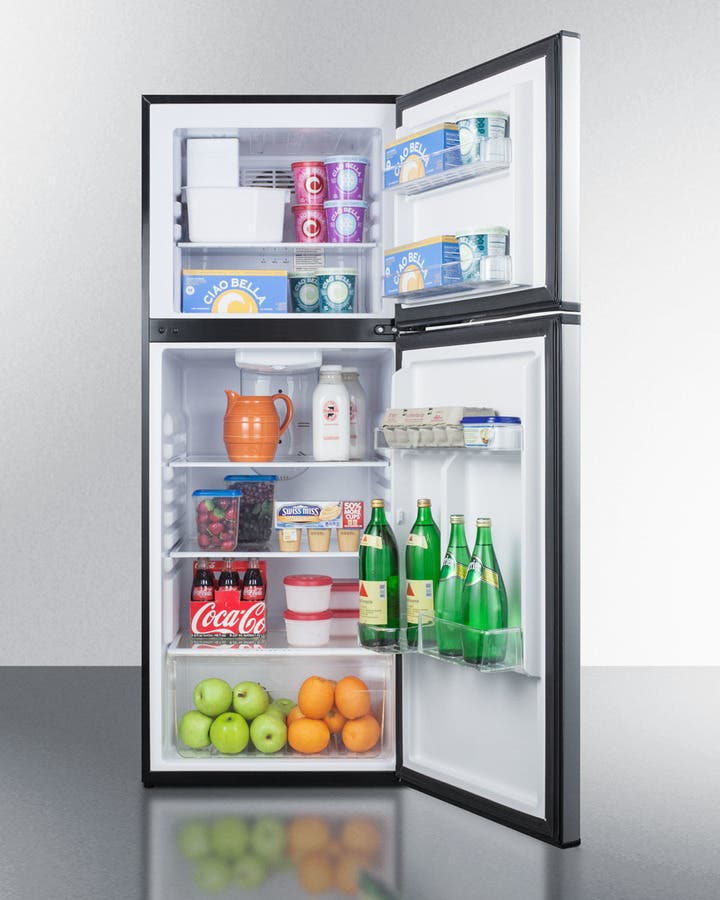 Summit FF1077SSIM Stainless Steel, With Ice Maker