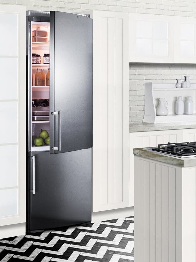 Summit FFBF181SSBIIM With Ice Maker