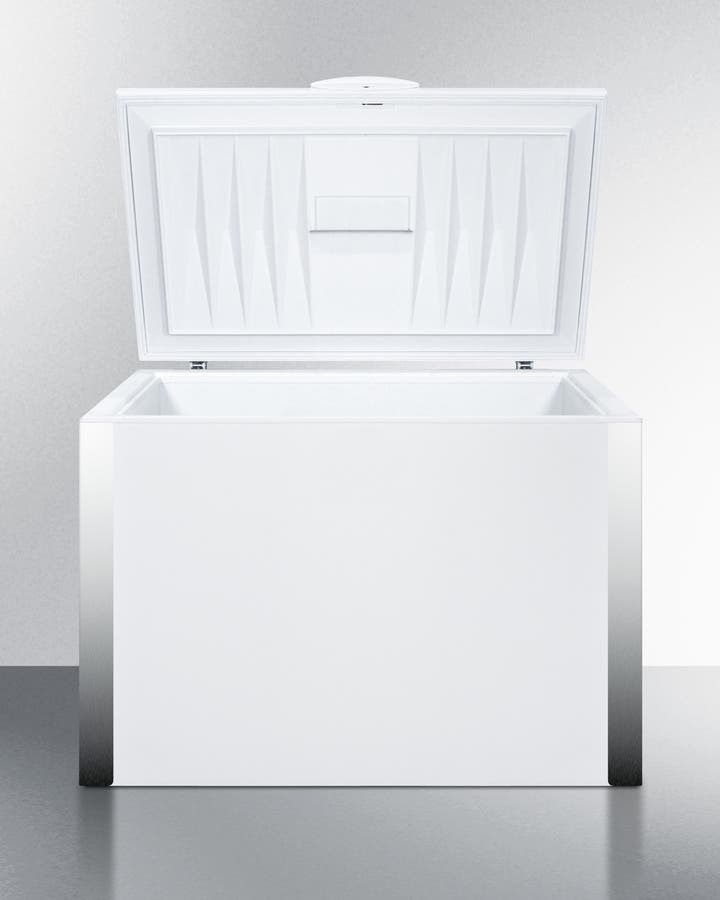 Summit SCFR120 13.5 cu. ft. Chest Refrigerator