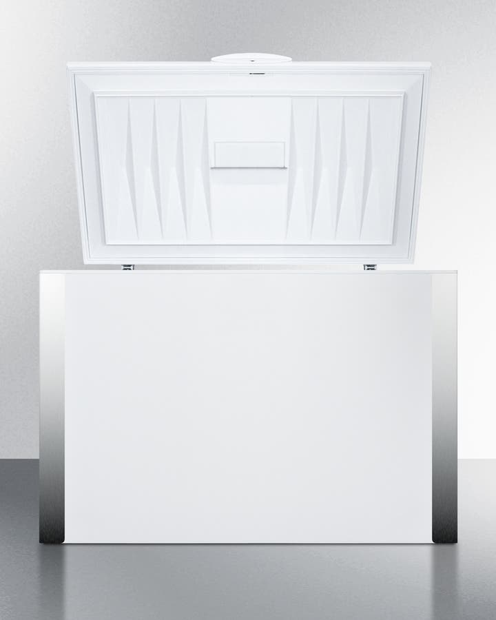 Summit SCFR120 13.5 cu. ft. Chest Refrigerator