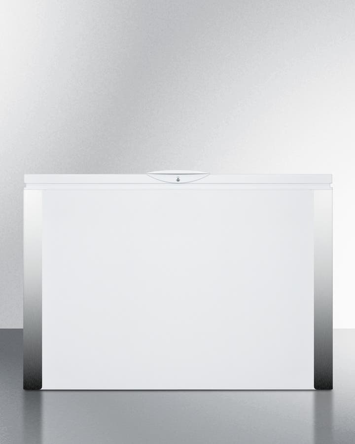 Summit SCFR120 13.5 cu. ft. Chest Refrigerator