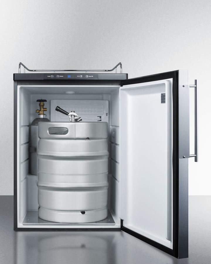 Summit SBC635MBINKFR Panel Ready/Black with Stainless Steel Frame