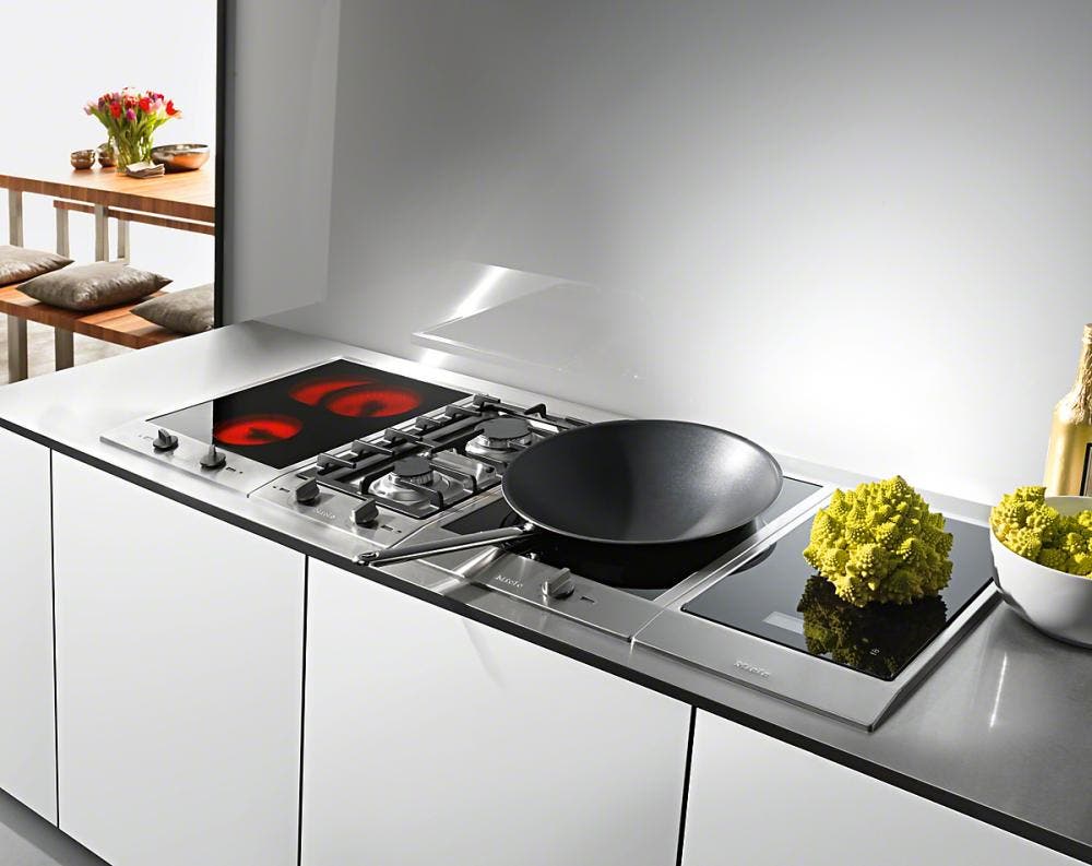 Miele CS1122E208V Stainless Steel, 208 Volts