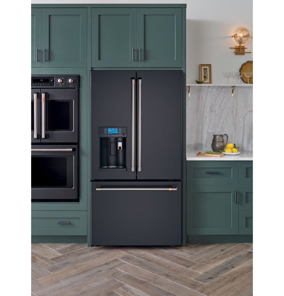 Cafe CYE22UP3MD1 Matte Black