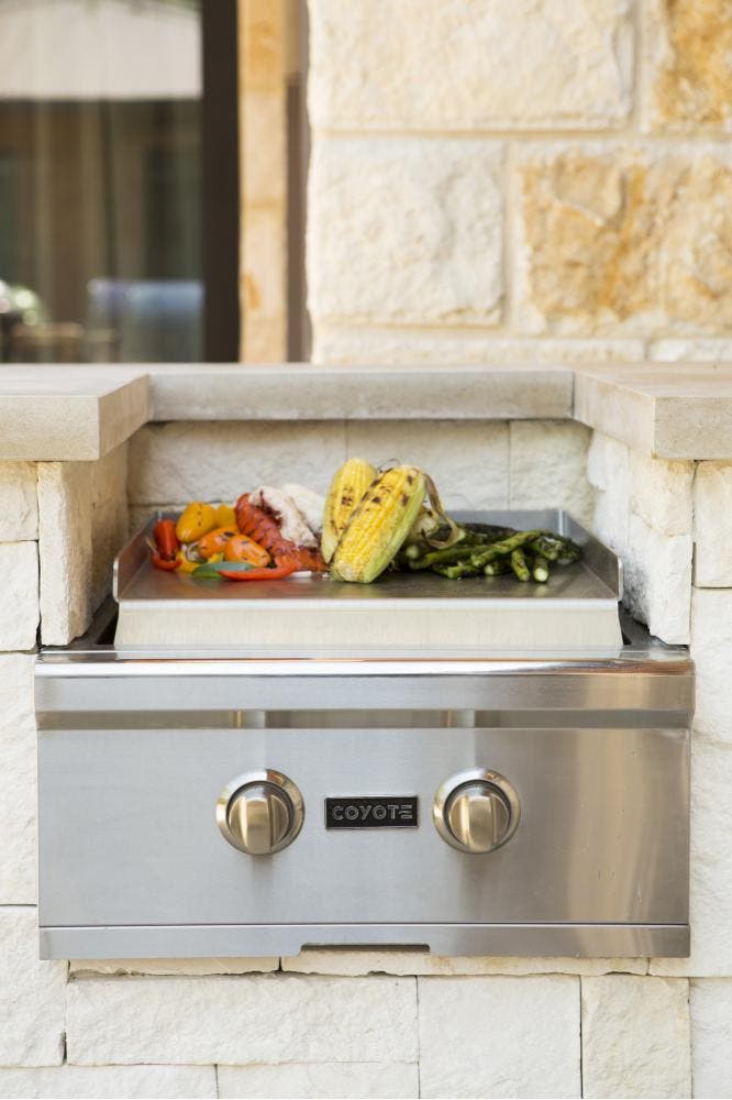 Coyote C1PBNG Stainless Steel, Natural Gas
