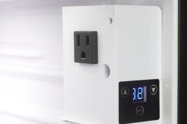 Danby DFG26A1B Black