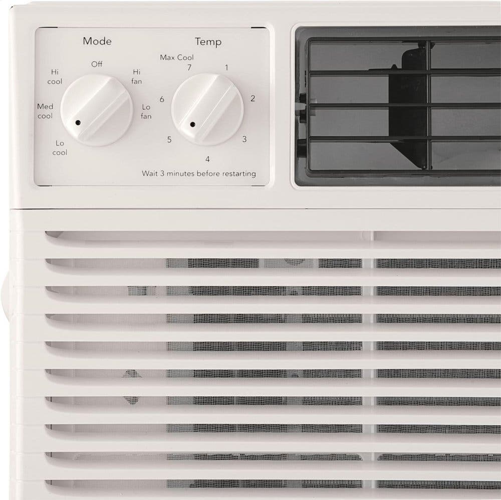 Frigidaire FFRA121ZAE White