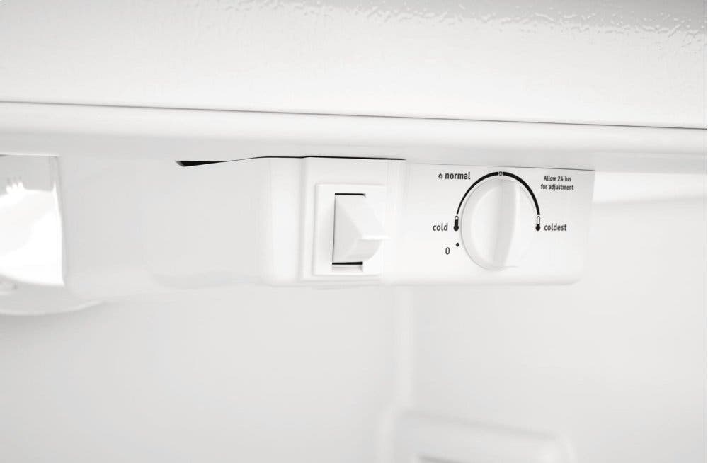 Frigidaire FFHT2033VP Pearl White