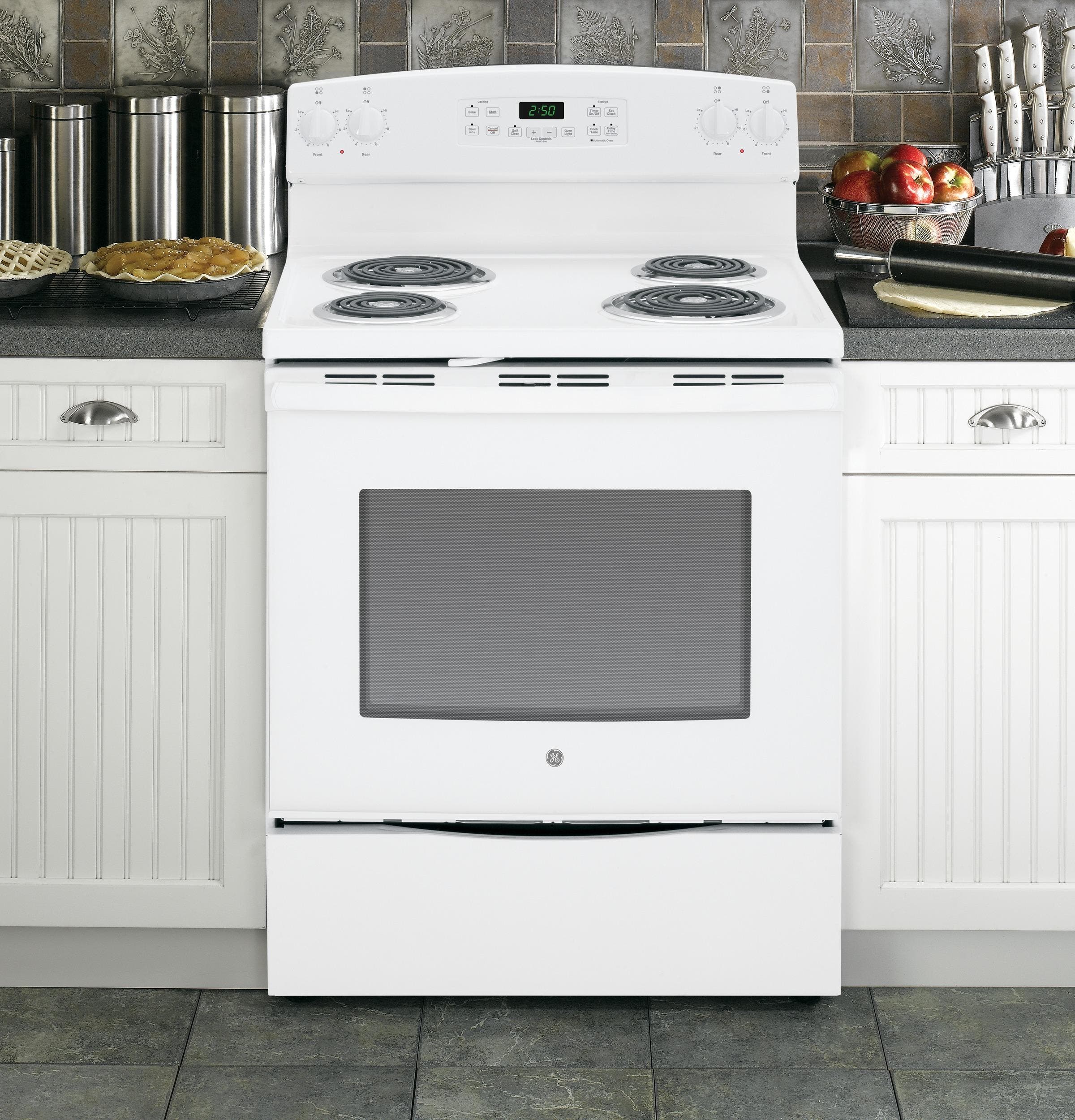 GE JB250DFWW White