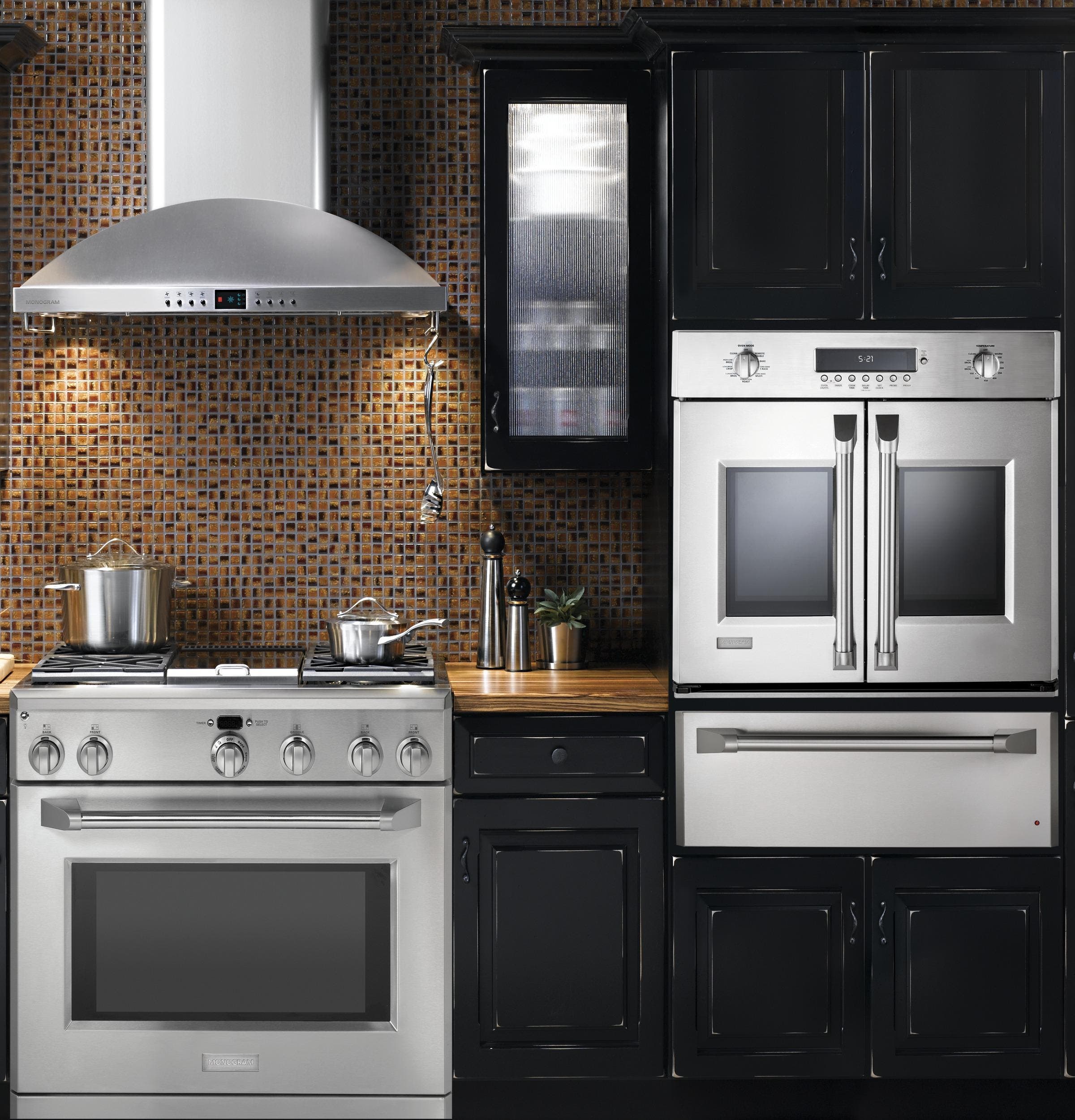 Monogram ZDP364NRPSS Stainless Steel