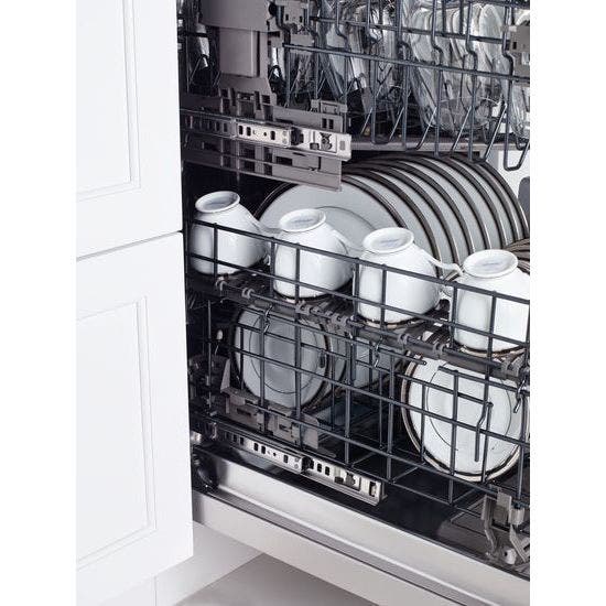 Jenn Air JDB9800CWS Euro Style Stainless Handle