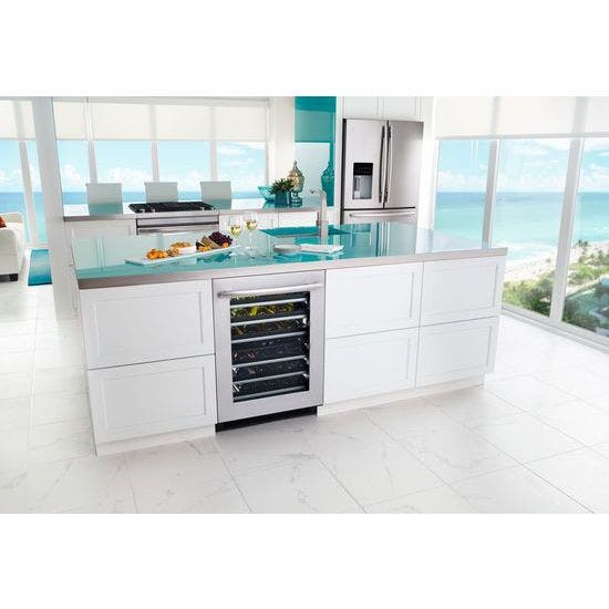Jenn Air JFX2897DRM Euro Style Stainless Handle