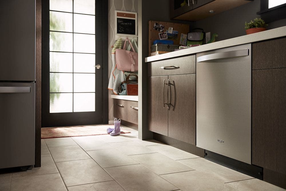 Whirlpool WDT975SAHZ Fingerprint Resistant Stainless Steel