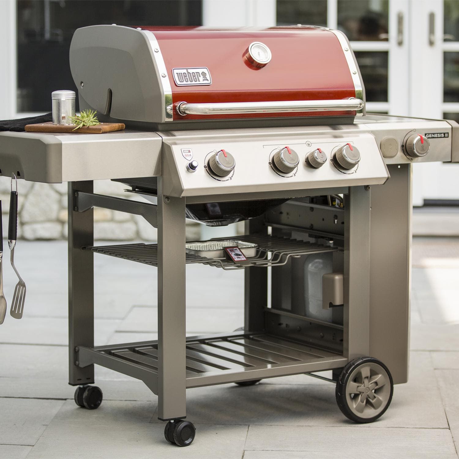 Weber 61032001 Crimson, Liquid Propane