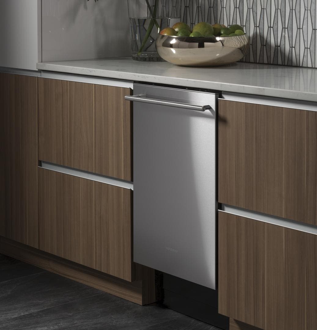 Monogram ZDT165SSLSS Stainless Steel