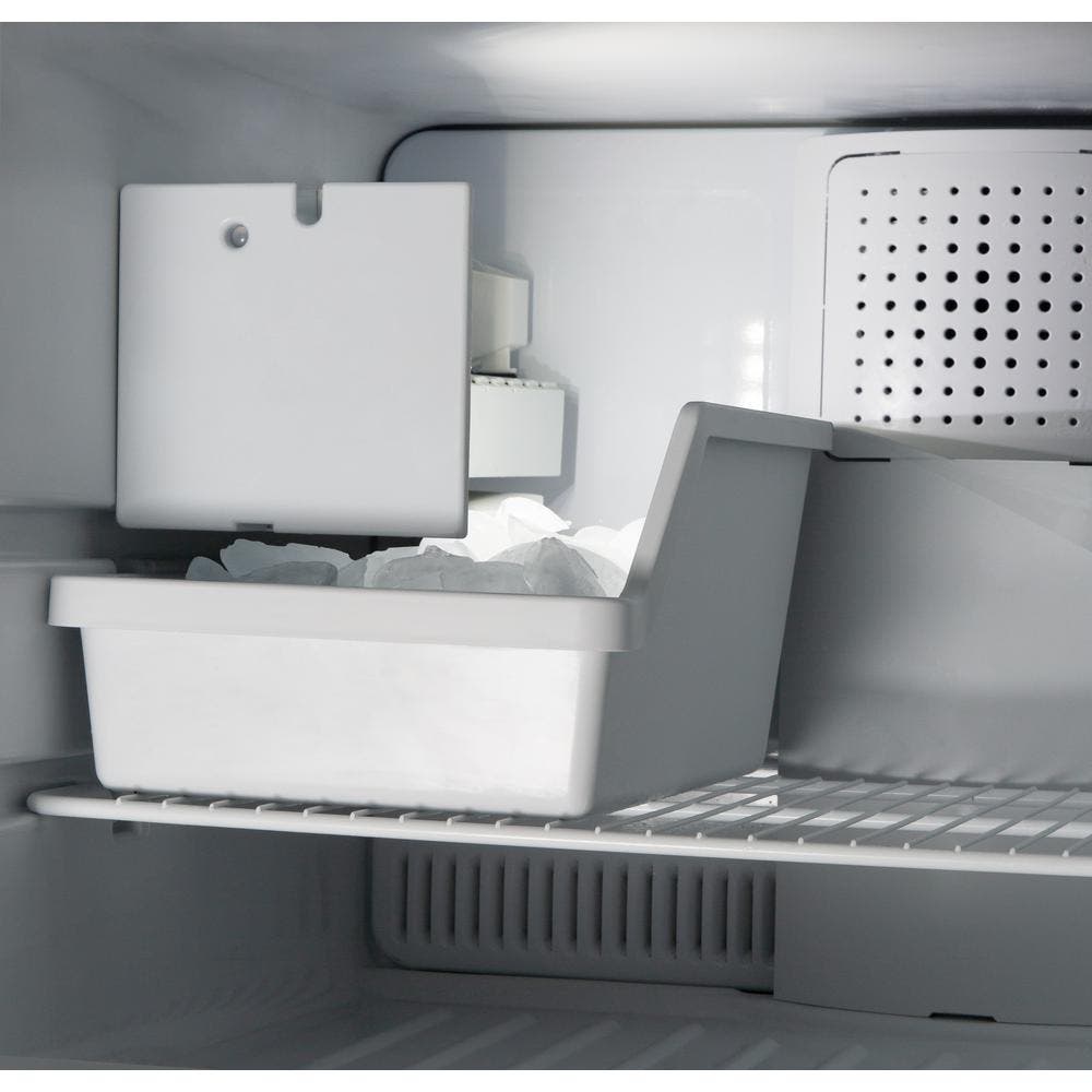 GE IM4LED White