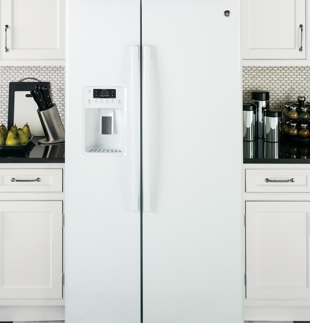 GE GSS25GGHWW White