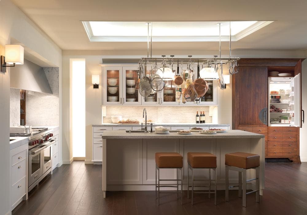 Sub Zero 700TCIRH With Automatic Ice Maker Right Hinged