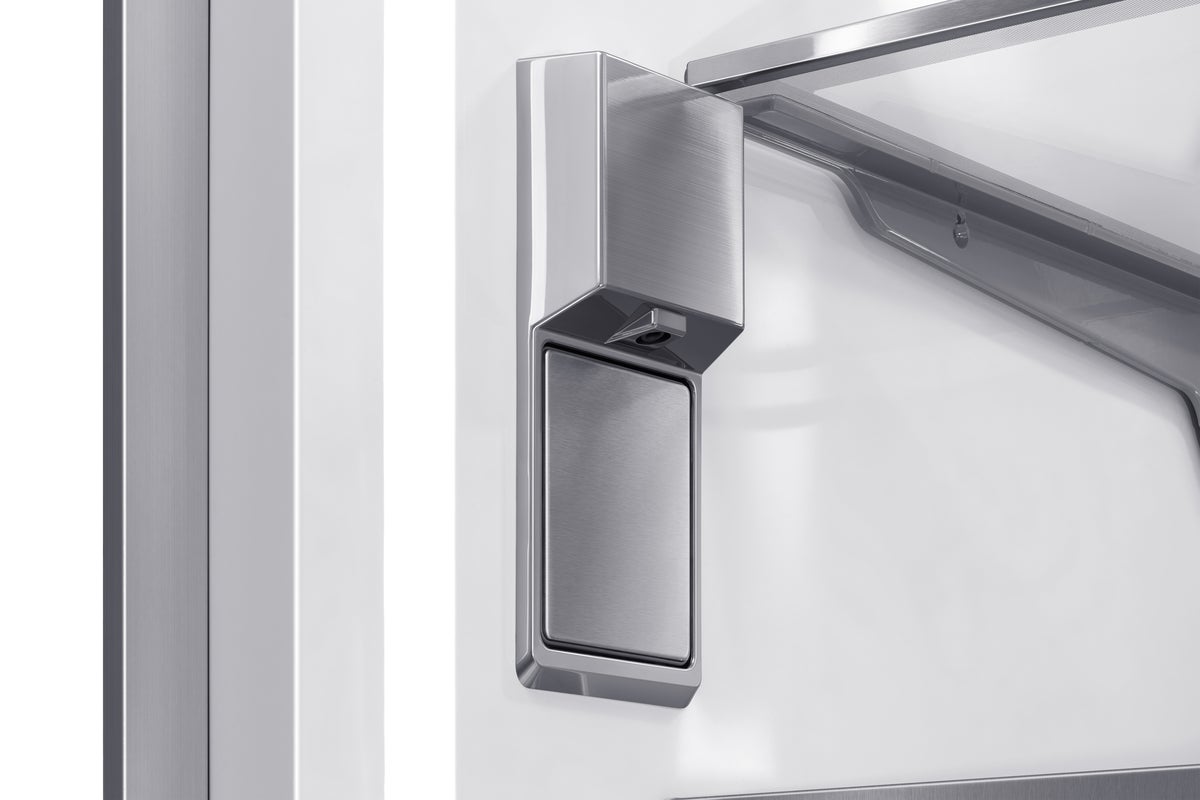 Dacor DRF425300AP 42 Inch Built-In 4 Door French Door Refrigerator