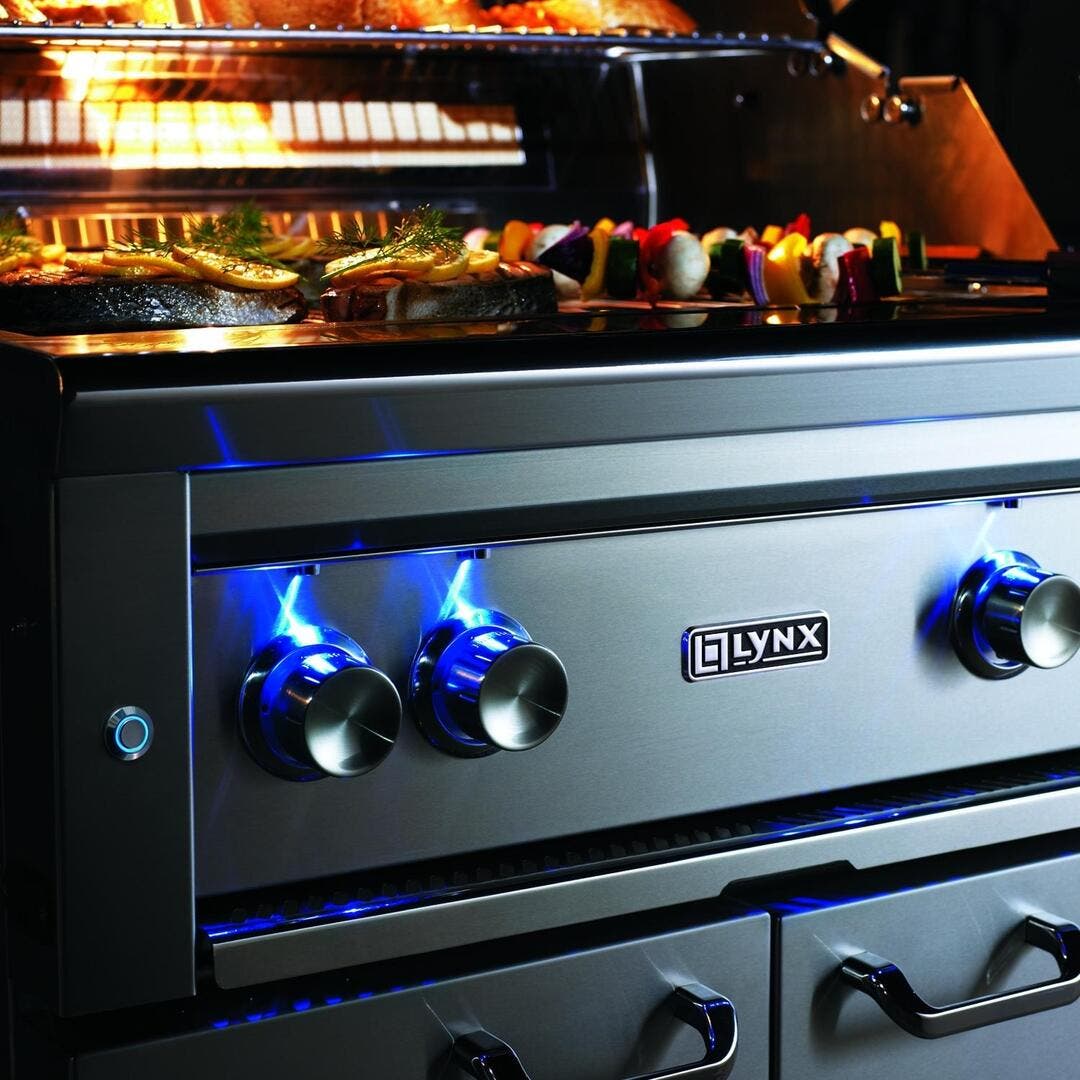 Lynx L42ASFRLP Stainless Steel with Liquid Propane