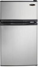 Independent freezer section, manual defrost, CanStor, interior light, tall bottle storage, crisper with cover, reversible door hinge, spotless steel finish, R600A refrigerant, ENERGY STAR