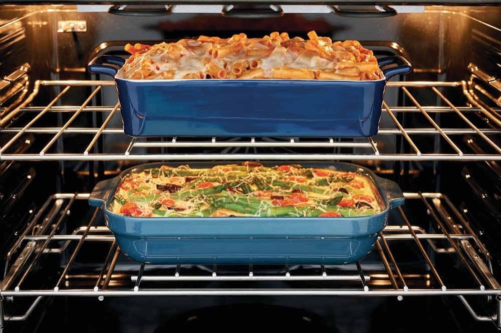 Frigidaire FGEW3069UF Stainless Steel, Single Oven