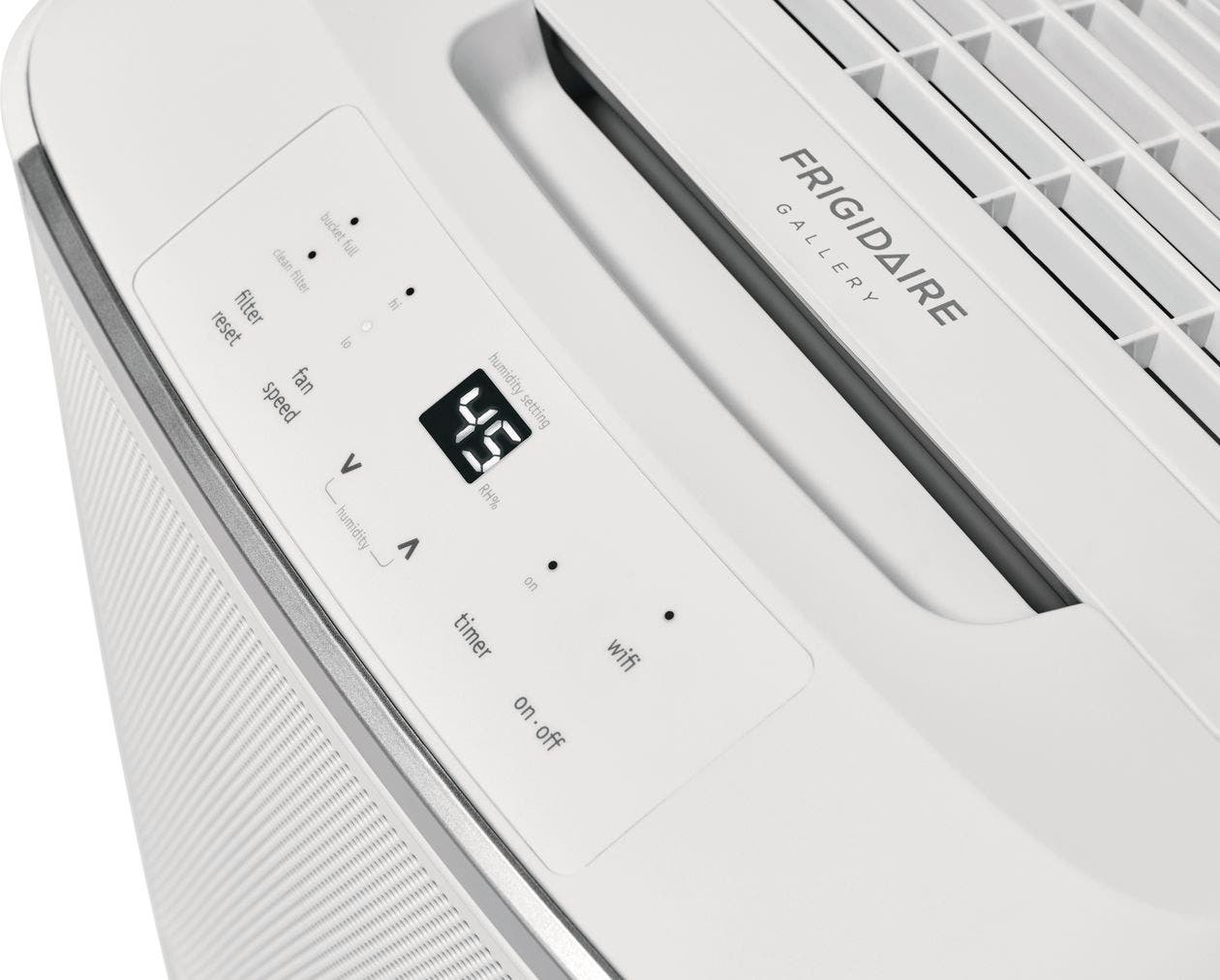 Frigidaire FGAC7044U1 White