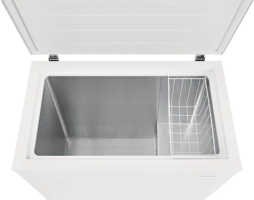 Frigidaire FFFC07M2UW 7.2 Cu. Ft.