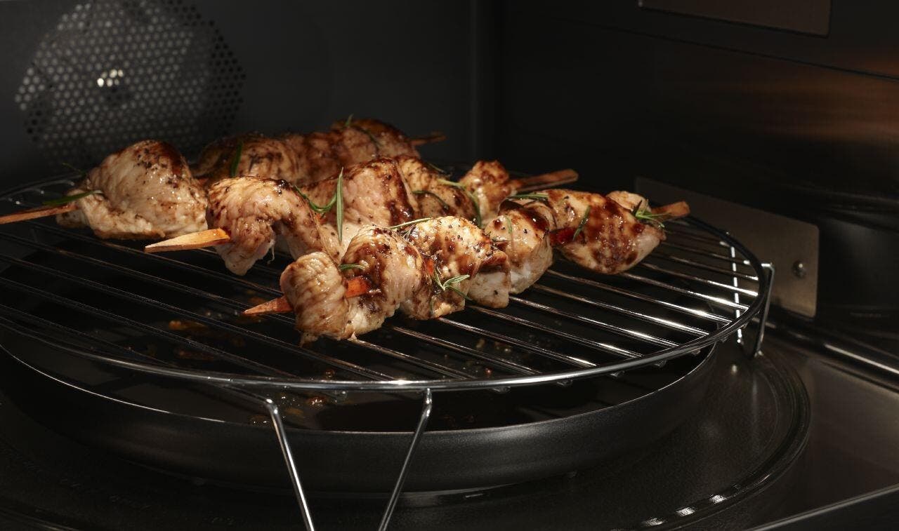 Jenn Air JMC2430DS Stainless Steel, Euro Style