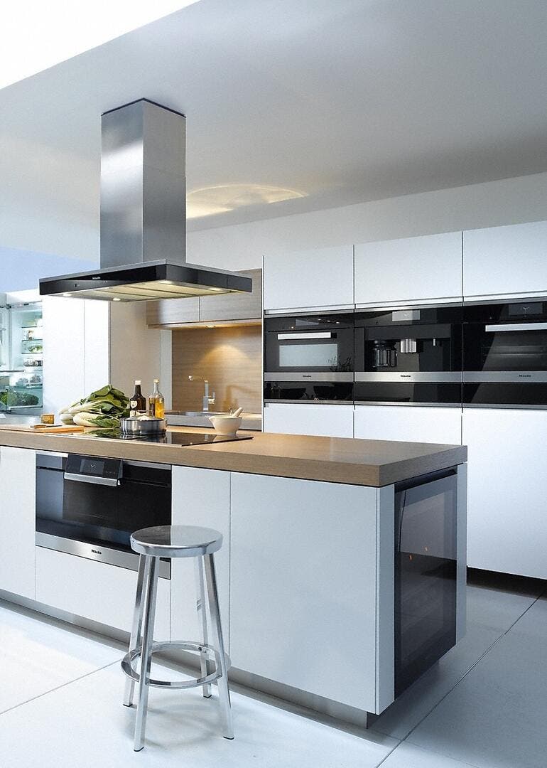 Miele DA6690DSS Stainless Steel with Black Glass