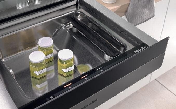 Miele EVS6114 Clean Touch Steel