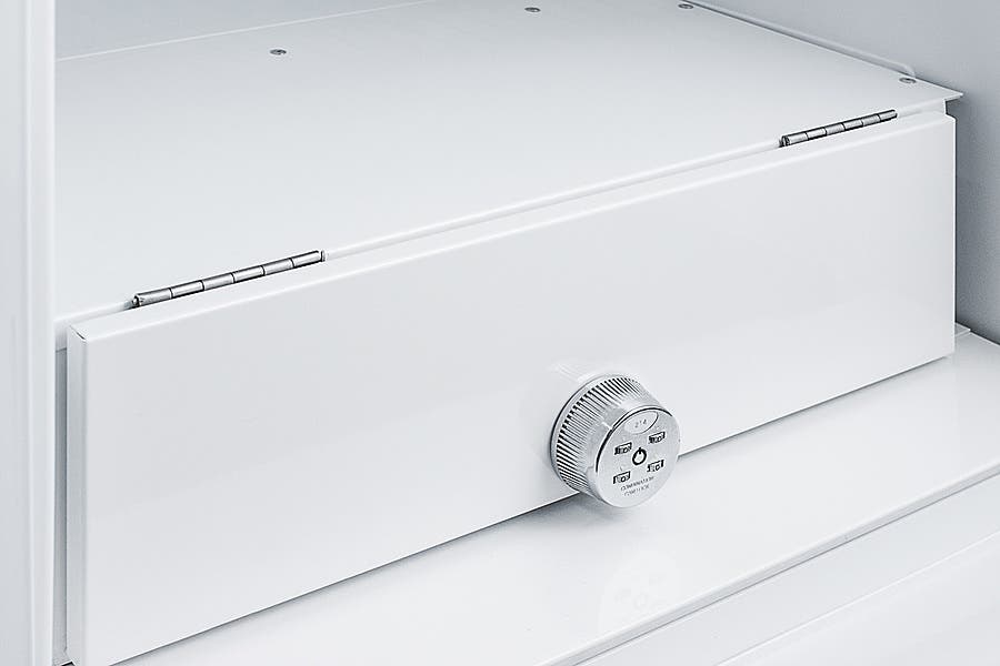 Summit FF7WBISSHVADA Stainless Steel, Vertical Handle