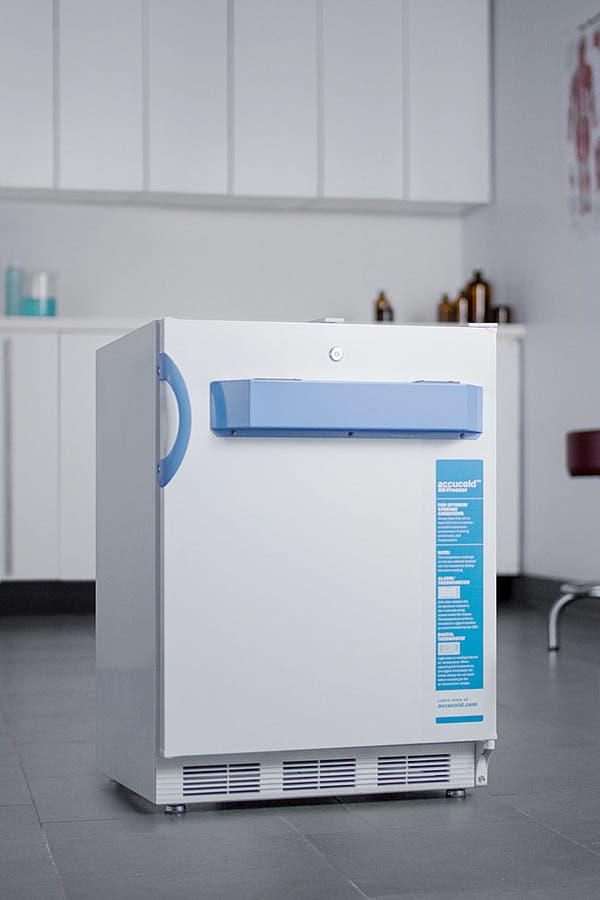 Summit VT65MLBI7MED2ADA White, ADA Compliant